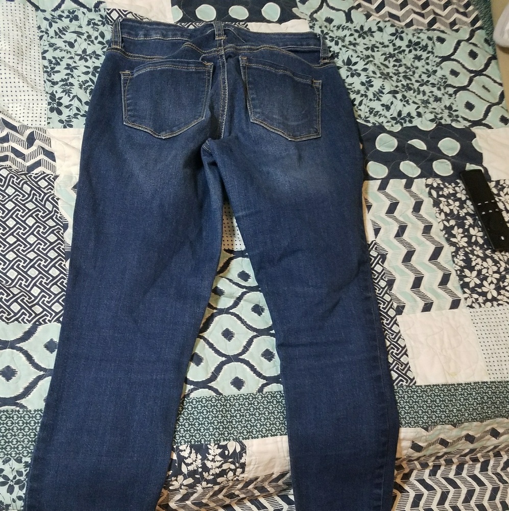 Crown & Ivy jeans